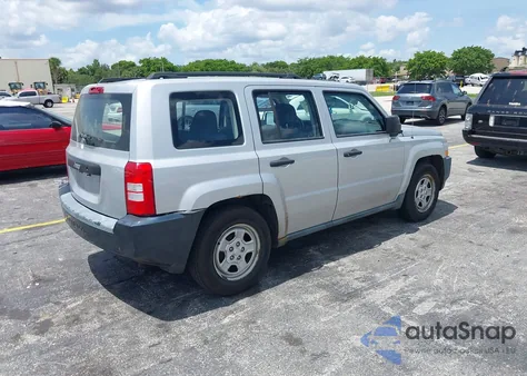 2010 Jeep Patriot Sport из США, поврежденный, VIN 1J4NT2GA6AD573447
